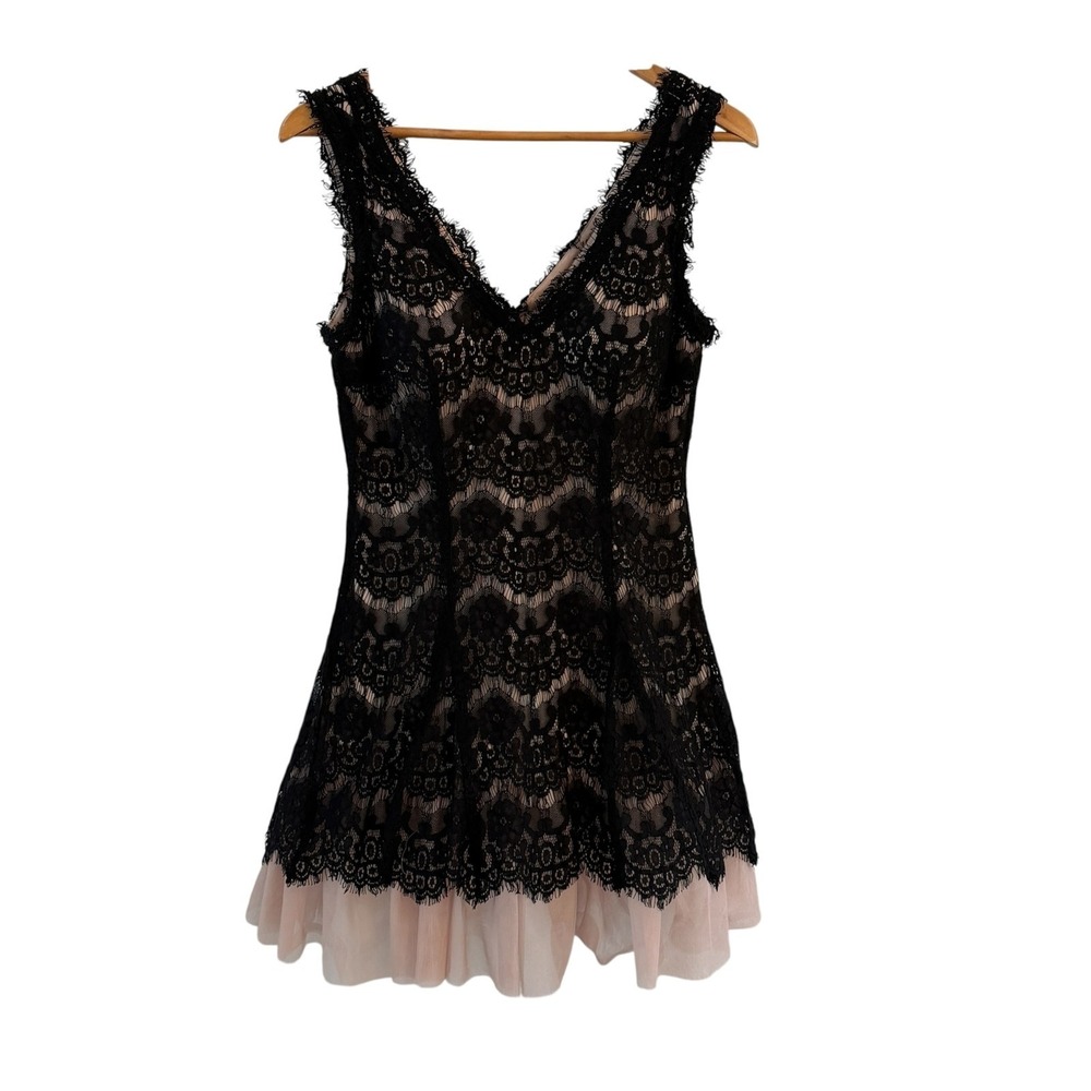Betsy & Adam Lace Fit Flare Mini Dress 8P Black Nude Overlay Tulle HOCO Party